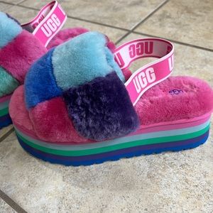 NWOT - UGG Platform Slippers